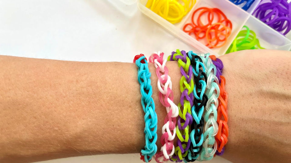 How to Make Rubber Band Bracelets: 25 Bracelet Patterns